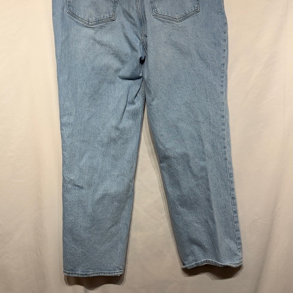 Abercrombie & Fitch The 90s Straight Ultra High Rise Split Hem Jeans Size 33 - Picture 9 of 11